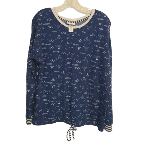 Wizarding World | Women's Harry Potter Sleepwear Pajama Top (Size Large) - Picture 2 of 11